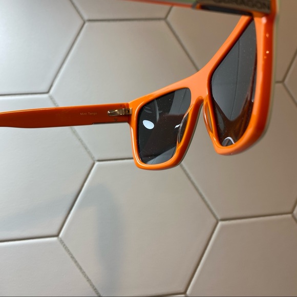 Dragon Regal Mint Tango Sunglasses - Picture 3 of 6